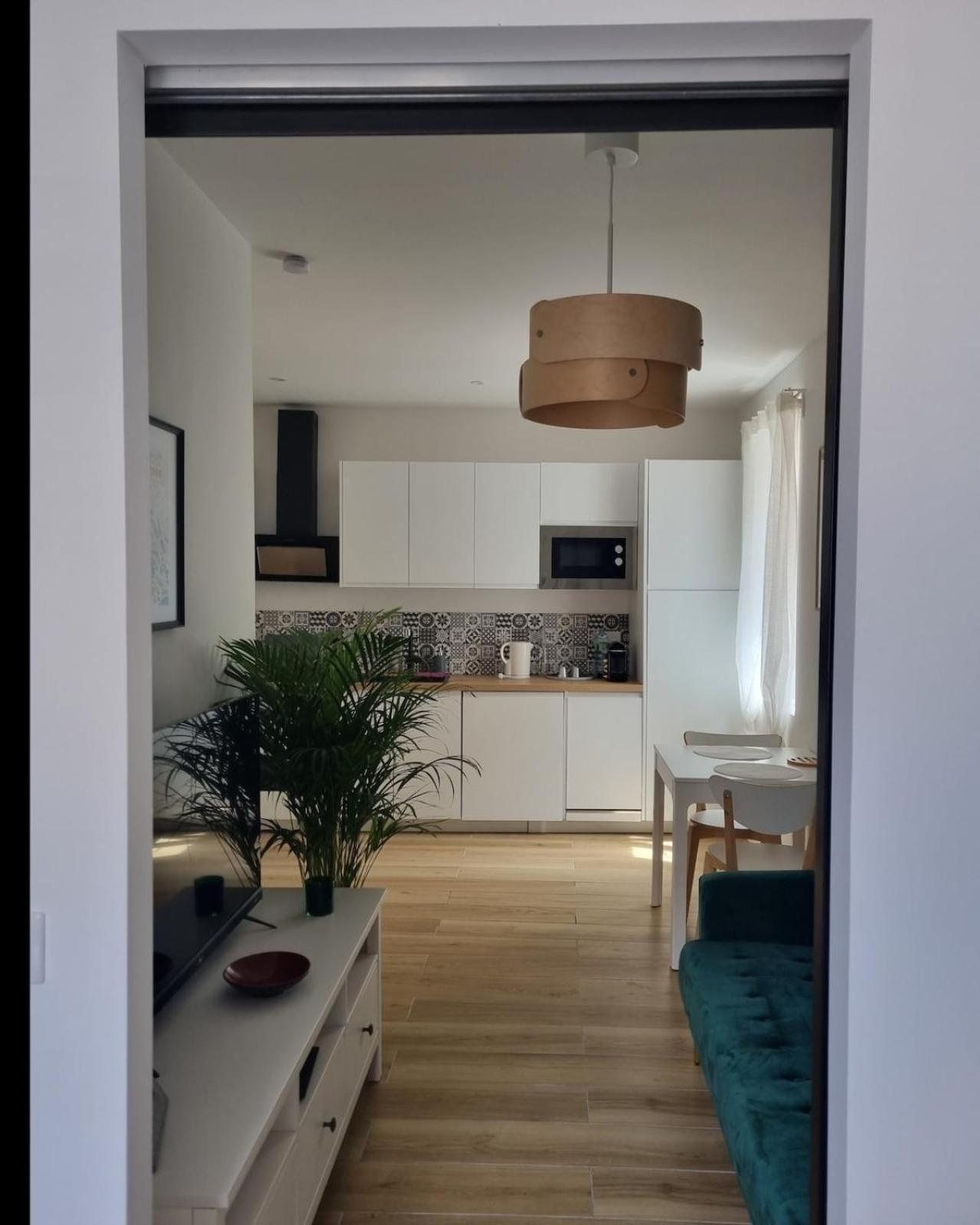 06An - Beautiful Apartment In The Heart Of Old Antibes Exterior foto