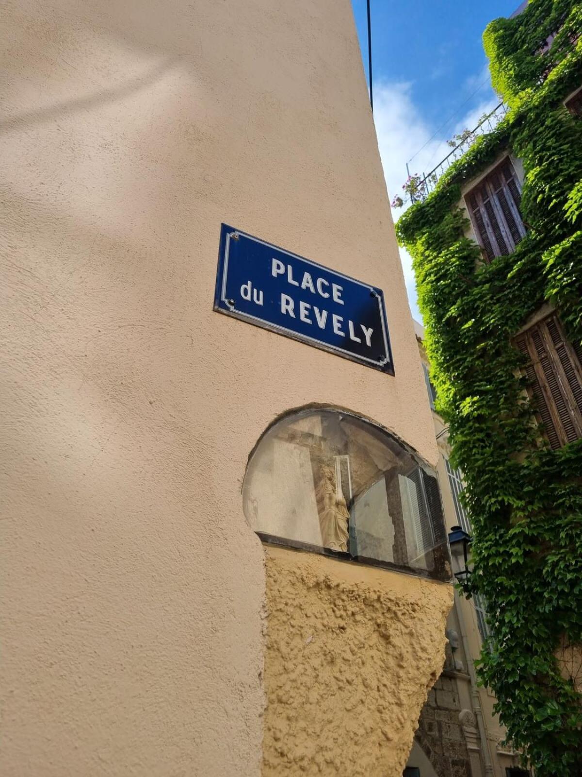06An - Beautiful Apartment In The Heart Of Old Antibes Exterior foto